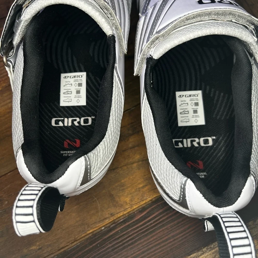 Giro Mele Tri Shoes, cycling shoes chrome & white, great shape (MB2)